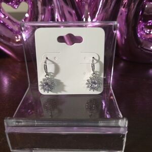 NEW Elegant Silvertone Crystal Drop Earrings